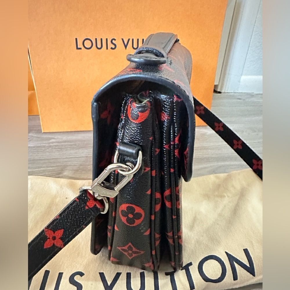 Louis Vuitton Limited Edition Monogram Infrarouge Canvas Pochette Metis - Picture 6 of 16